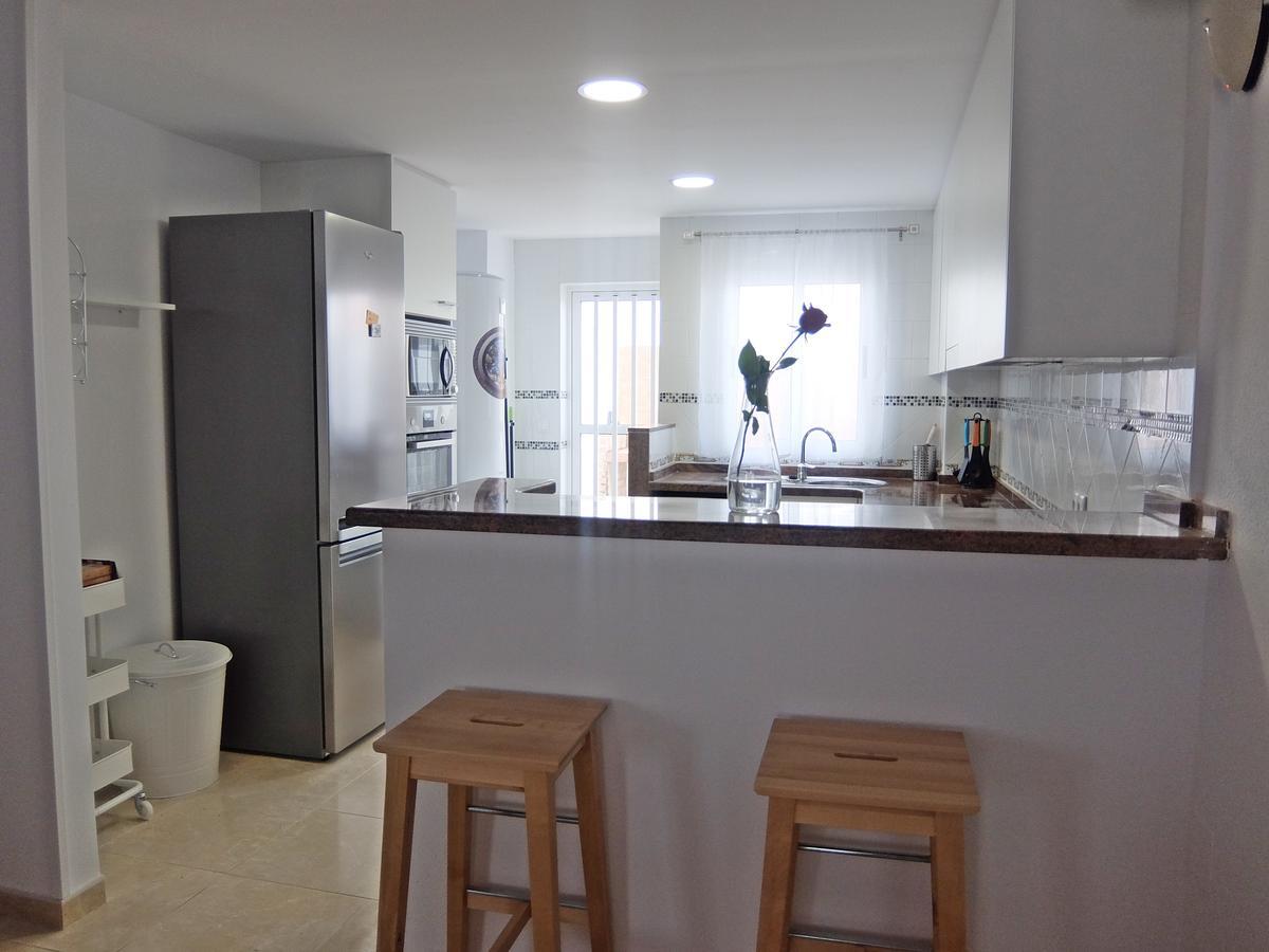 Apartamento Familiar Junto A La Playa De San Fernando - Oliva Kültér fotó