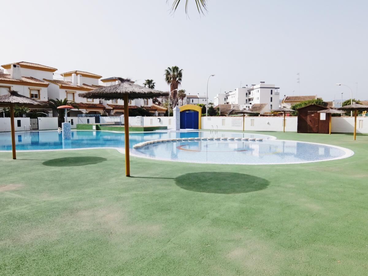 Apartamento Familiar Junto A La Playa De San Fernando - Oliva Kültér fotó
