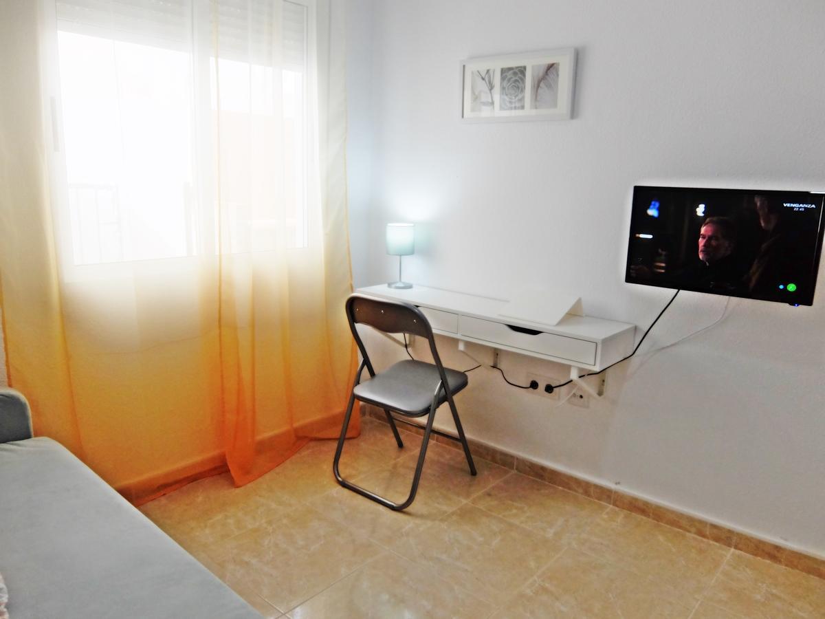 Apartamento Familiar Junto A La Playa De San Fernando - Oliva Kültér fotó